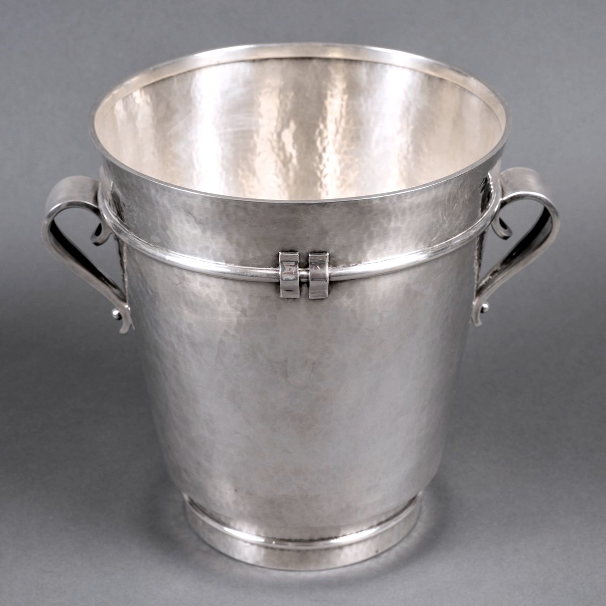 Jean Desprès - Large Champagne Bucket Modernist Hammered Silver-plated Metal