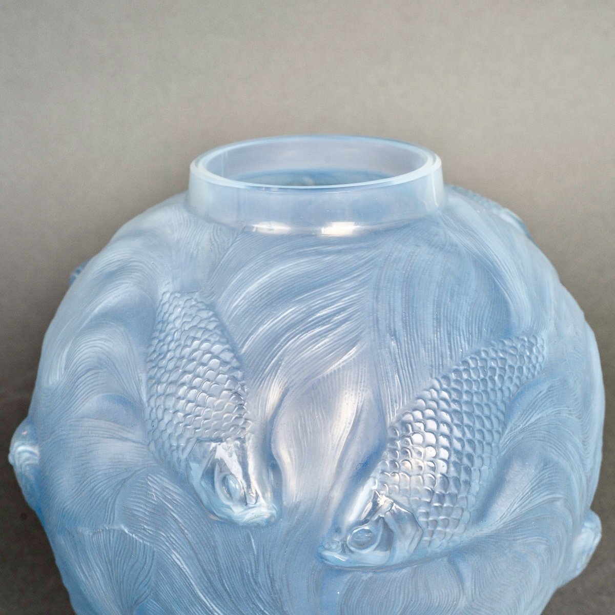 1924 René Lalique - Vase Formose Opalescent Glass With Blue Patina-photo-1