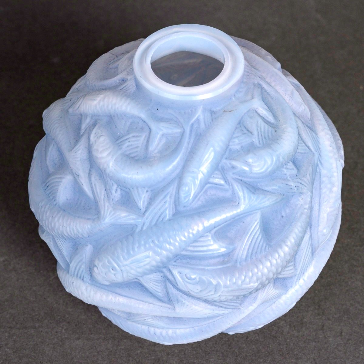 1927 René Lalique - Vase Oléron Verre Opalescent Patiné Bleu-photo-3