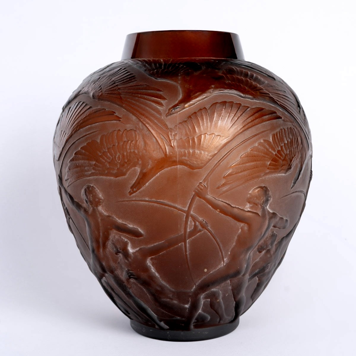 1921 René Lalique - Vase Archers Red Amber Glass With White Patina-photo-2