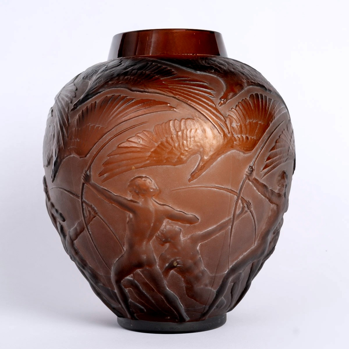 1921 René Lalique - Vase Archers Red Amber Glass With White Patina