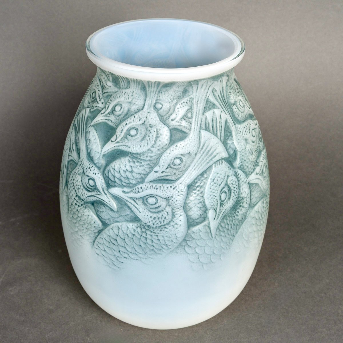 1928 René Lalique - Vase Borromée Verre Opalescent Patiné Bleu-photo-3