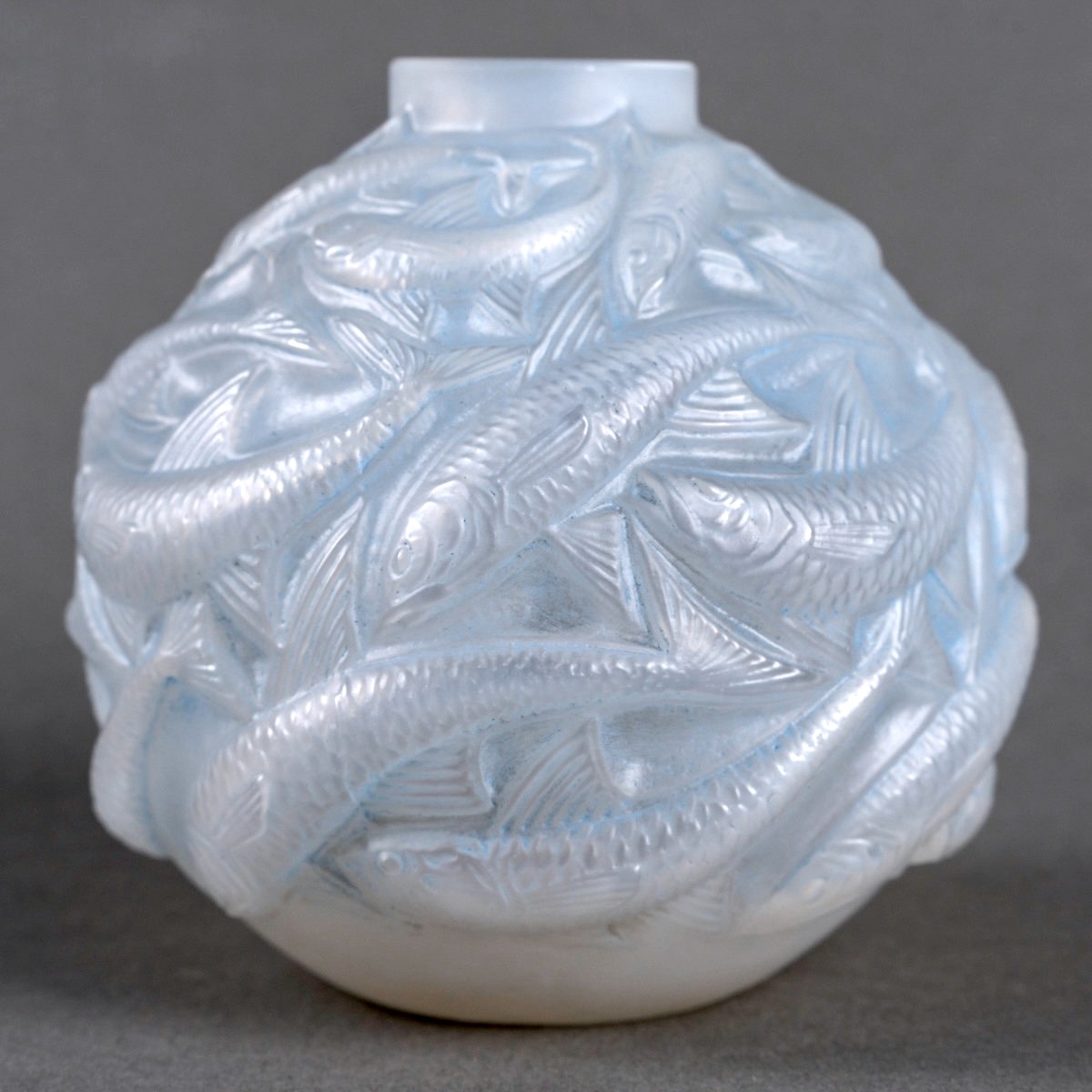 1927 René Lalique - Vase Oléron Verre Opalescent Patiné Bleu-photo-2