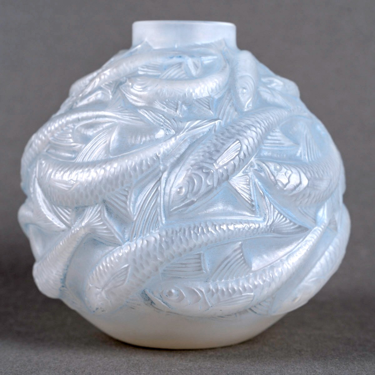 1927 René Lalique - Vase Oléron Verre Opalescent Patiné Bleu