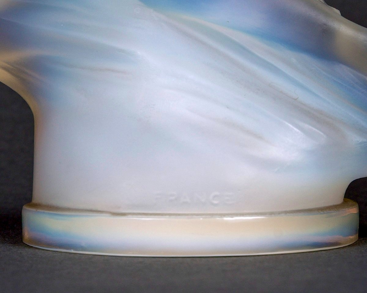 1929 René Lalique - Car Mascot Hood Ornament Vitesse Opalescent Glass -photo-6