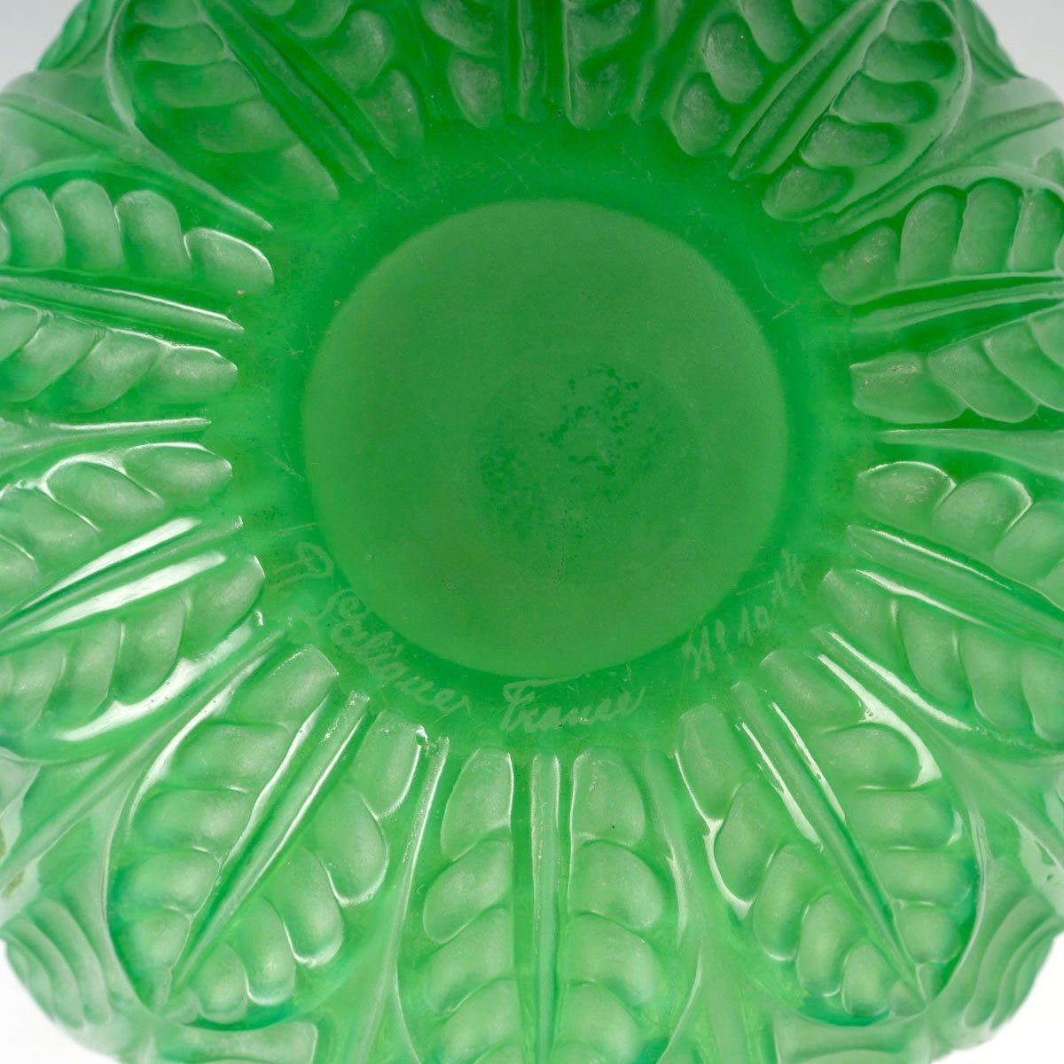 1927 René Lalique - Vase Malesherbes Cased Jade Green Glass-photo-3