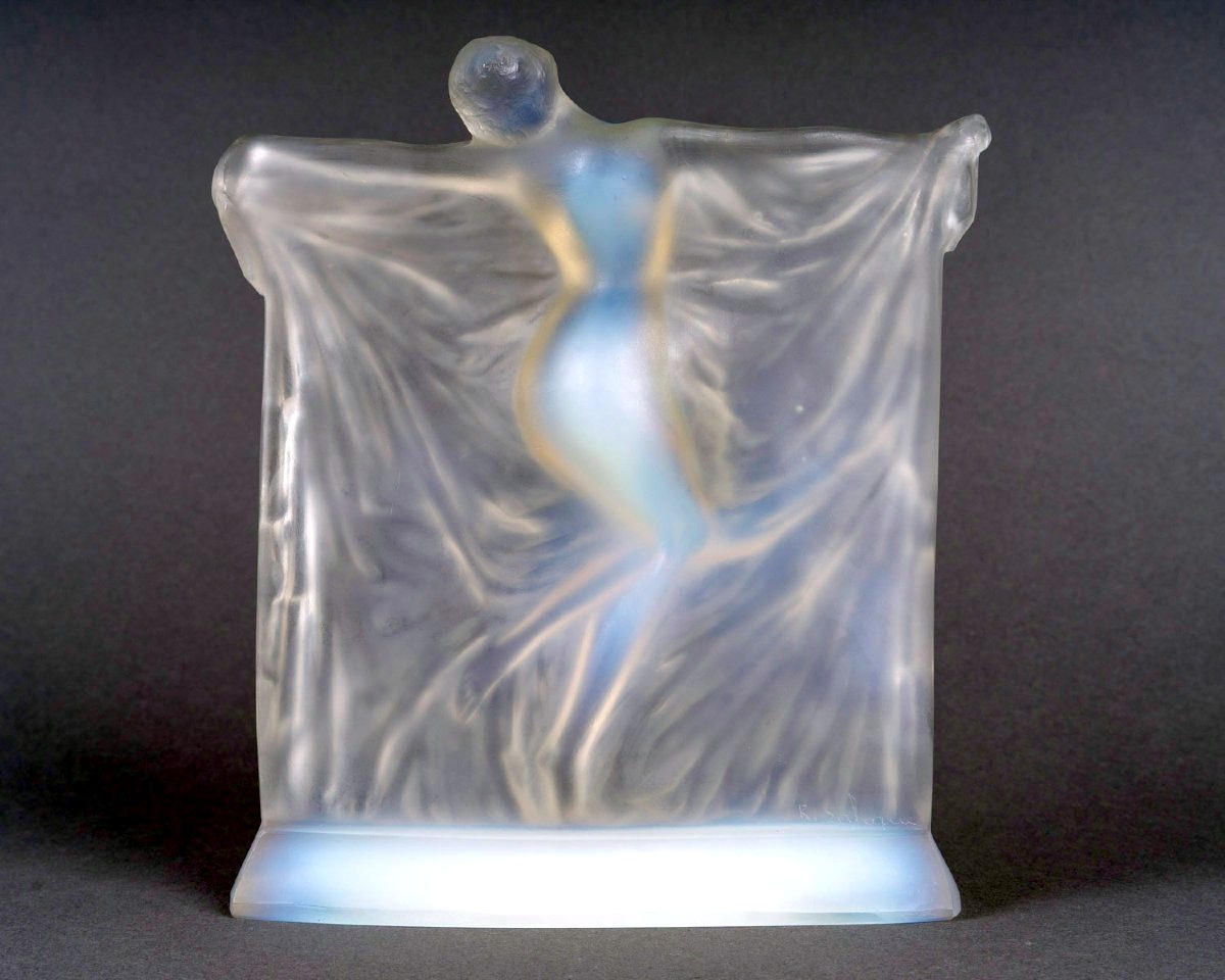 1925 René Lalique - Statuette Thais Opalescent Glass-photo-3