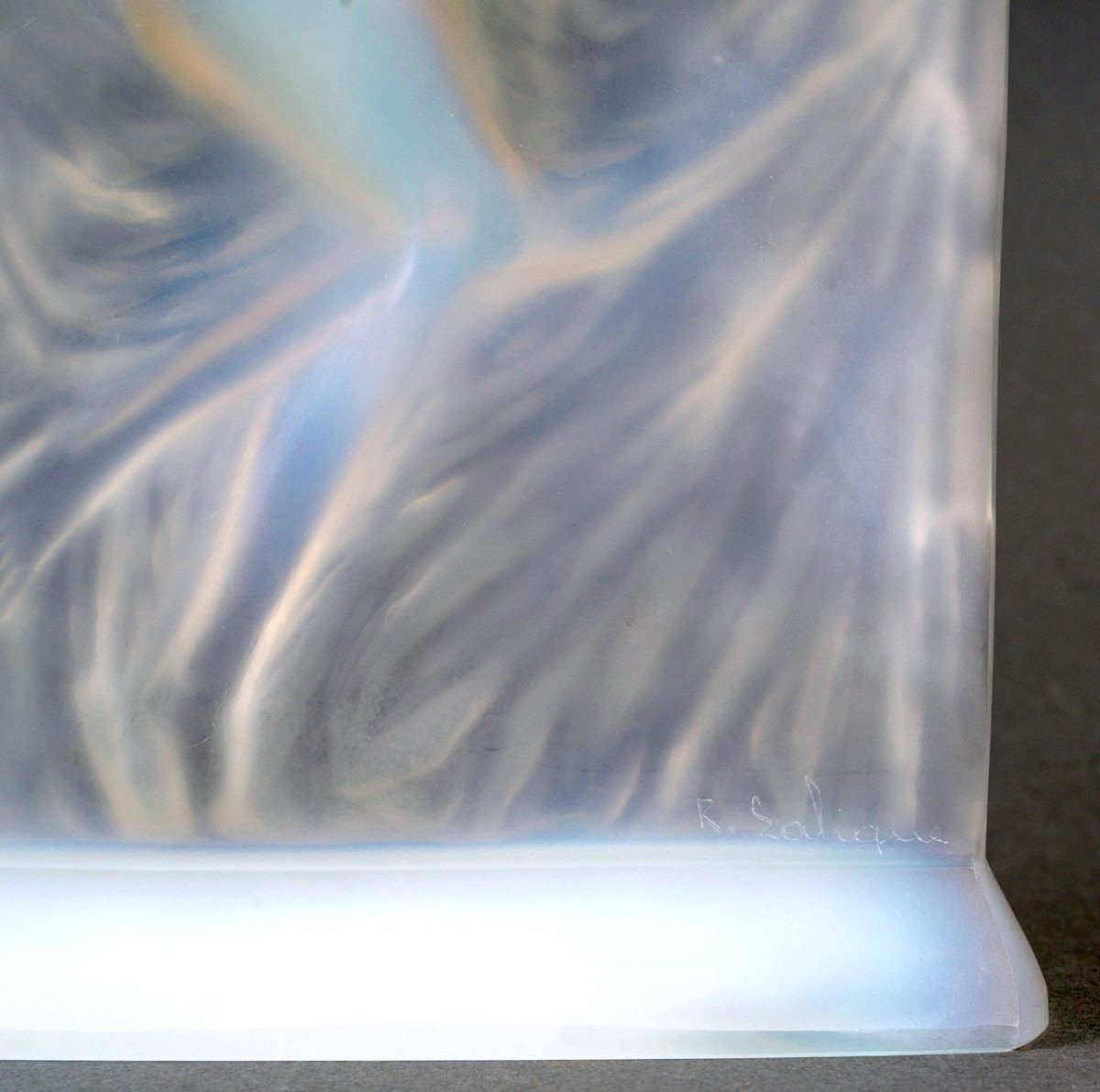 1925 René Lalique - Statuette Thais Opalescent Glass-photo-2