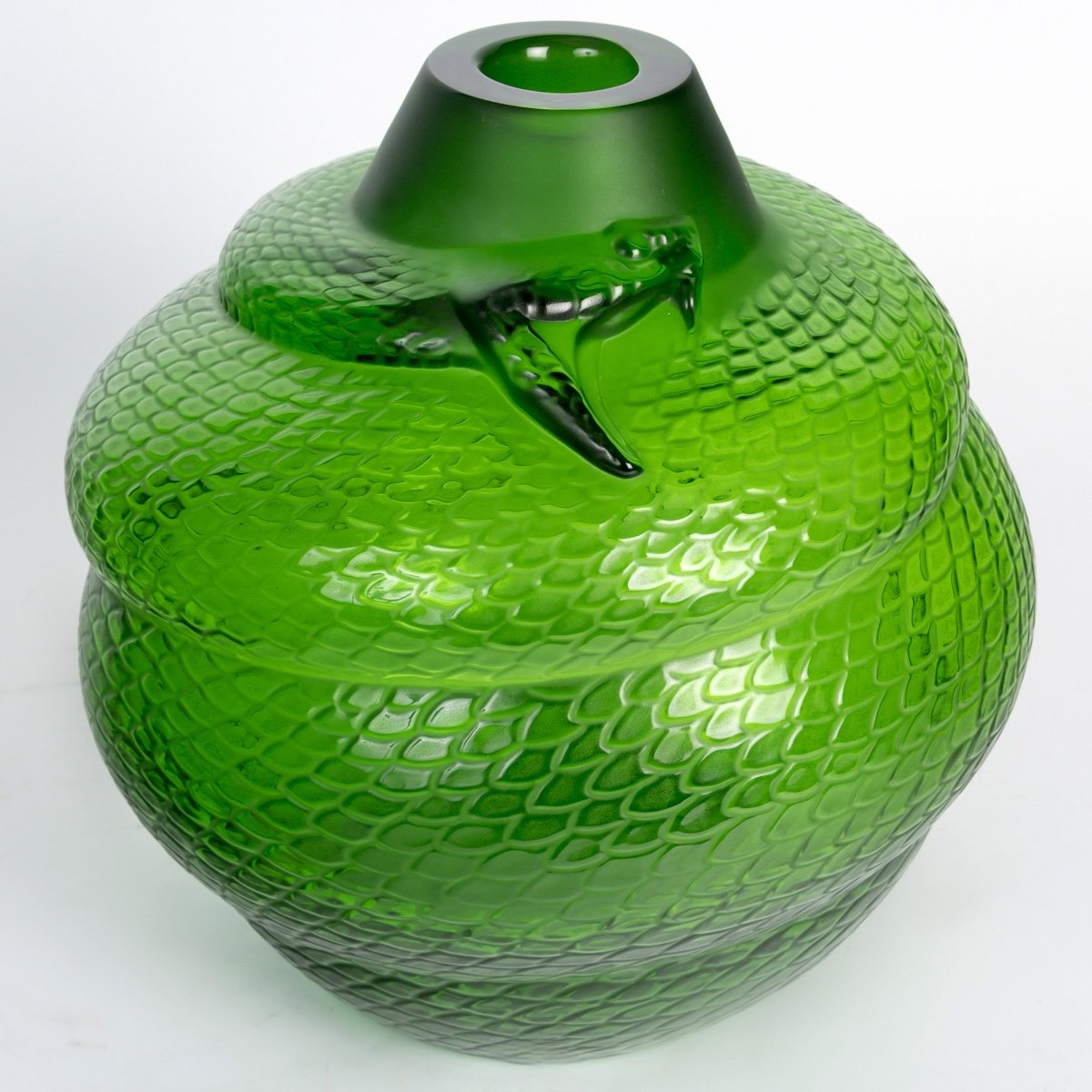Lalique France - Vase Serpent Cristal Vert Amazon - Neuf en Coffret