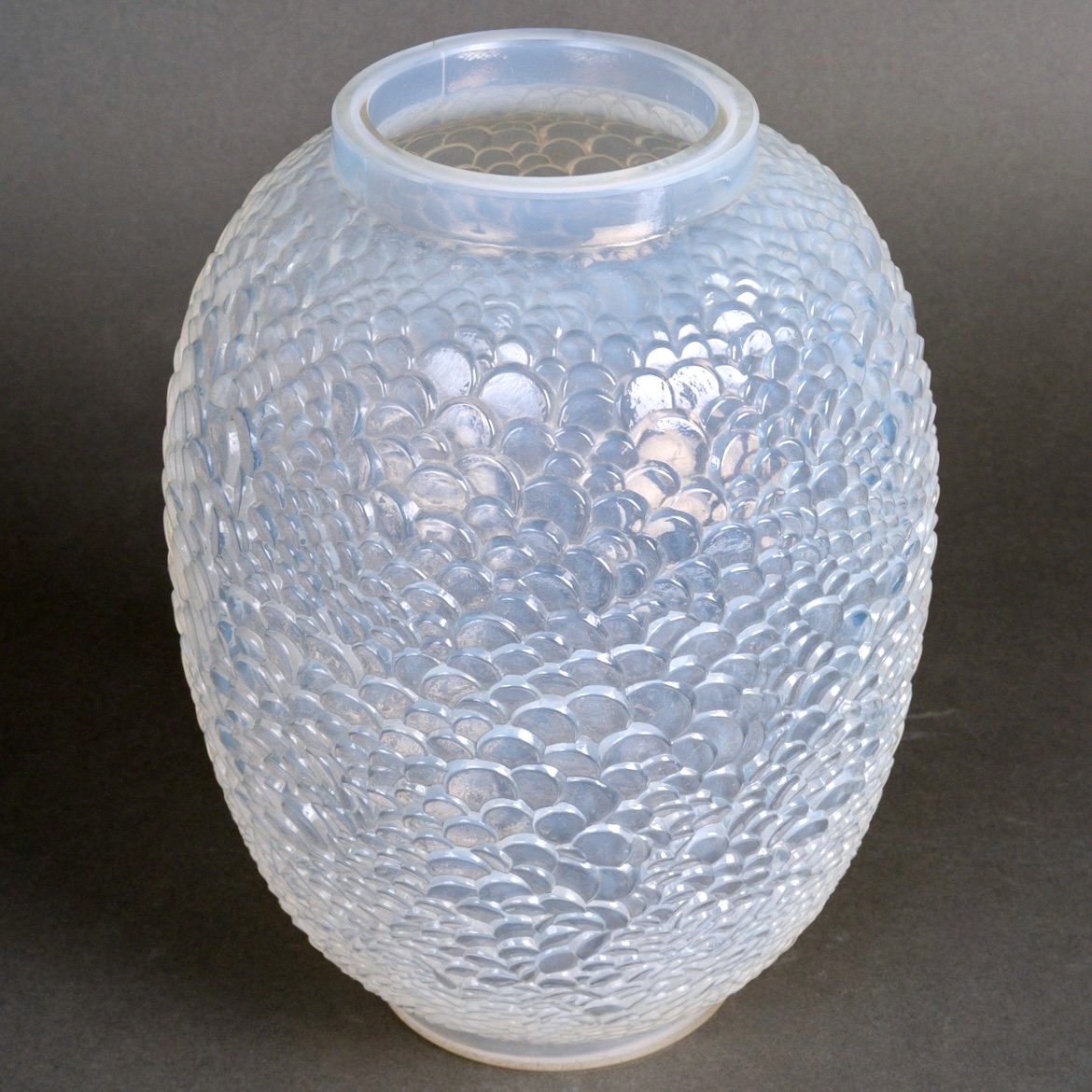 1932 René Lalique - Art Déco Vase Ecailles Verre Opalescent-photo-2