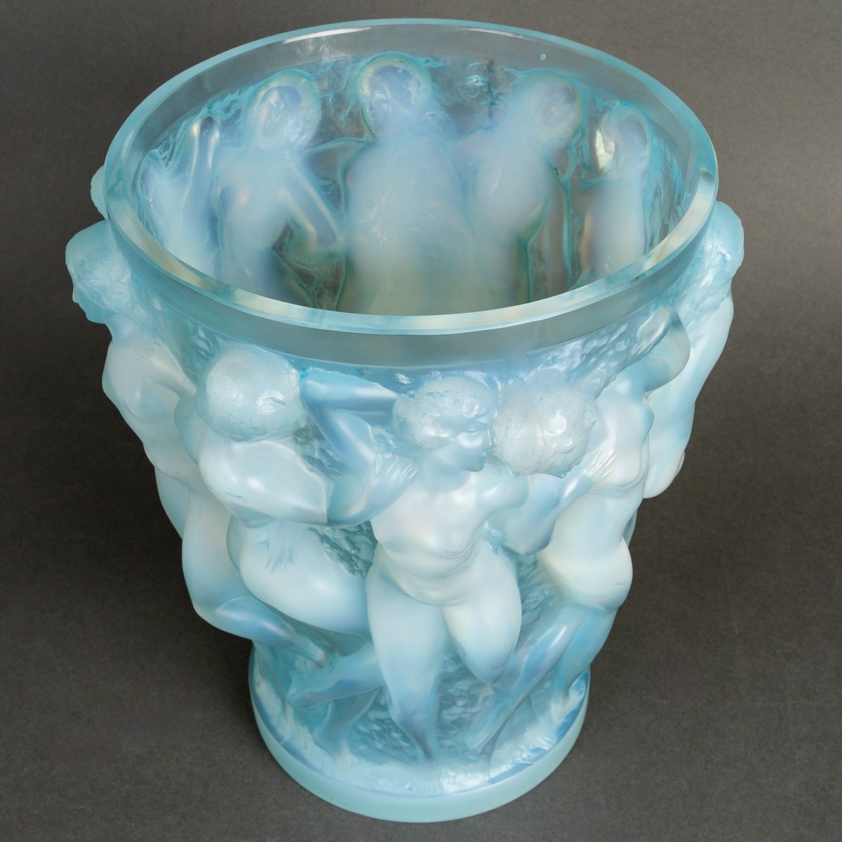 1927 René Lalique - Vase Bacchantes Verre Opalescent Patiné Bleu - Base d'Origine en bronze-photo-2