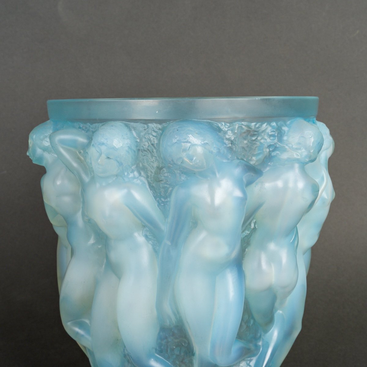 1927 René Lalique - Vase Bacchantes Verre Opalescent Patiné Bleu - Base d'Origine en bronze-photo-3