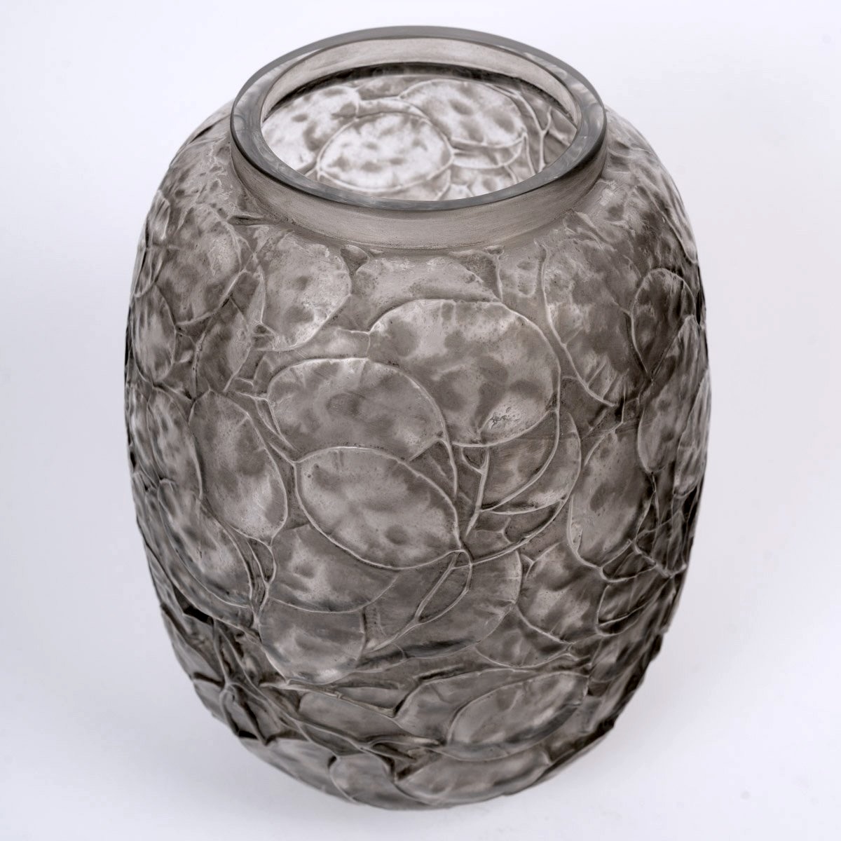 1914 René Lalique - Vase Monnaie Du Pape Verre Blanc Patiné Gris-photo-3