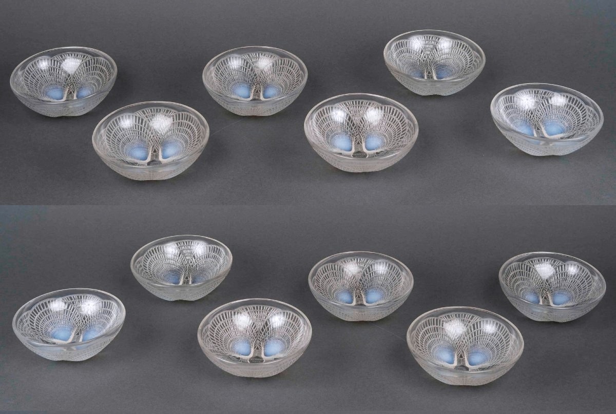 1924 René Lalique - Suite de 12 Bols Coupes Coquilles Verre Opalescent 