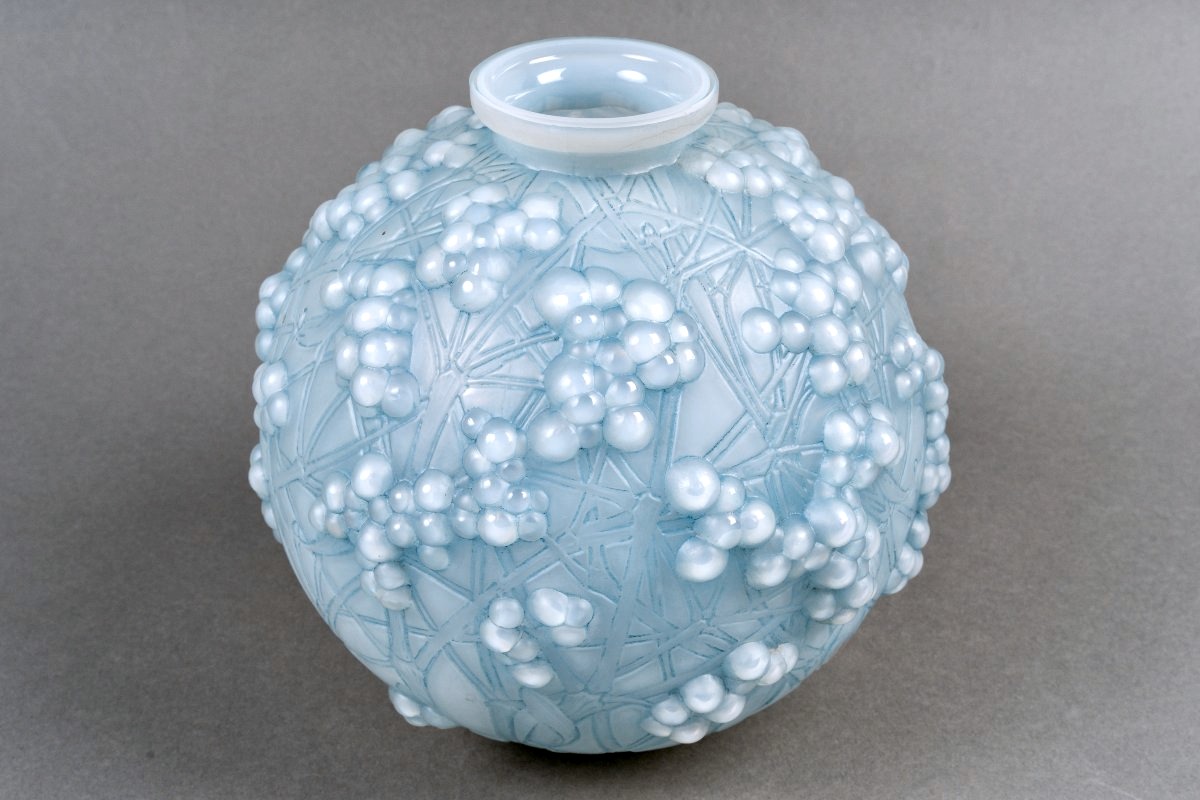 1924 René Lalique - Vase Druide Verre Opalescent Patiné Bleu-photo-2