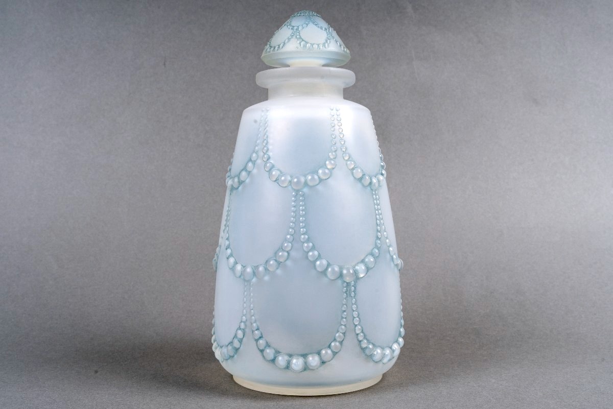 1926 René Lalique - Flacon Perles N°1 Verre Opalescent Patiné Bleu