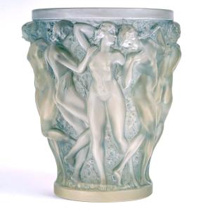 1927 René Lalique - Vase Bacchantes Frosted Glass With Blue Patina