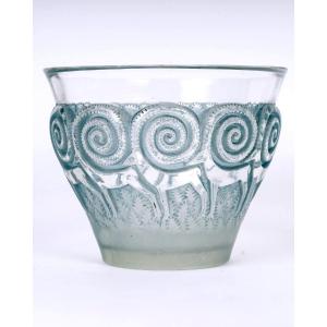 1933 René Lalique - Vase Rennes Verre Blanc Patiné Bleu