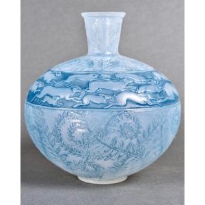 1923 René Lalique - Vase Lièvres Verre Opalescent Patiné Bleu