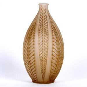 1921 René Lalique - Vase Acacia Glass Sepia Patina