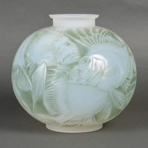 1921 René Lalique - Vase Poissons Verre Opalescent Patiné Vert
