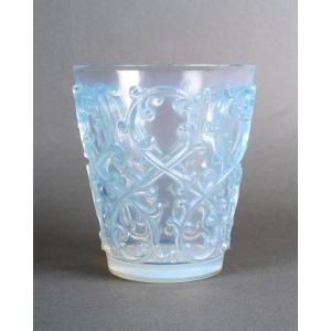 1938 René Lalique - Vase Sarments Opalescent Glass With Blue Patina