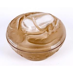 1909 René Lalique - Boîte Scarabée Verre Blanc Patiné Sépia pour L.T Piver