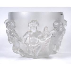 Lalique France - Vase Luxembourg Crystal