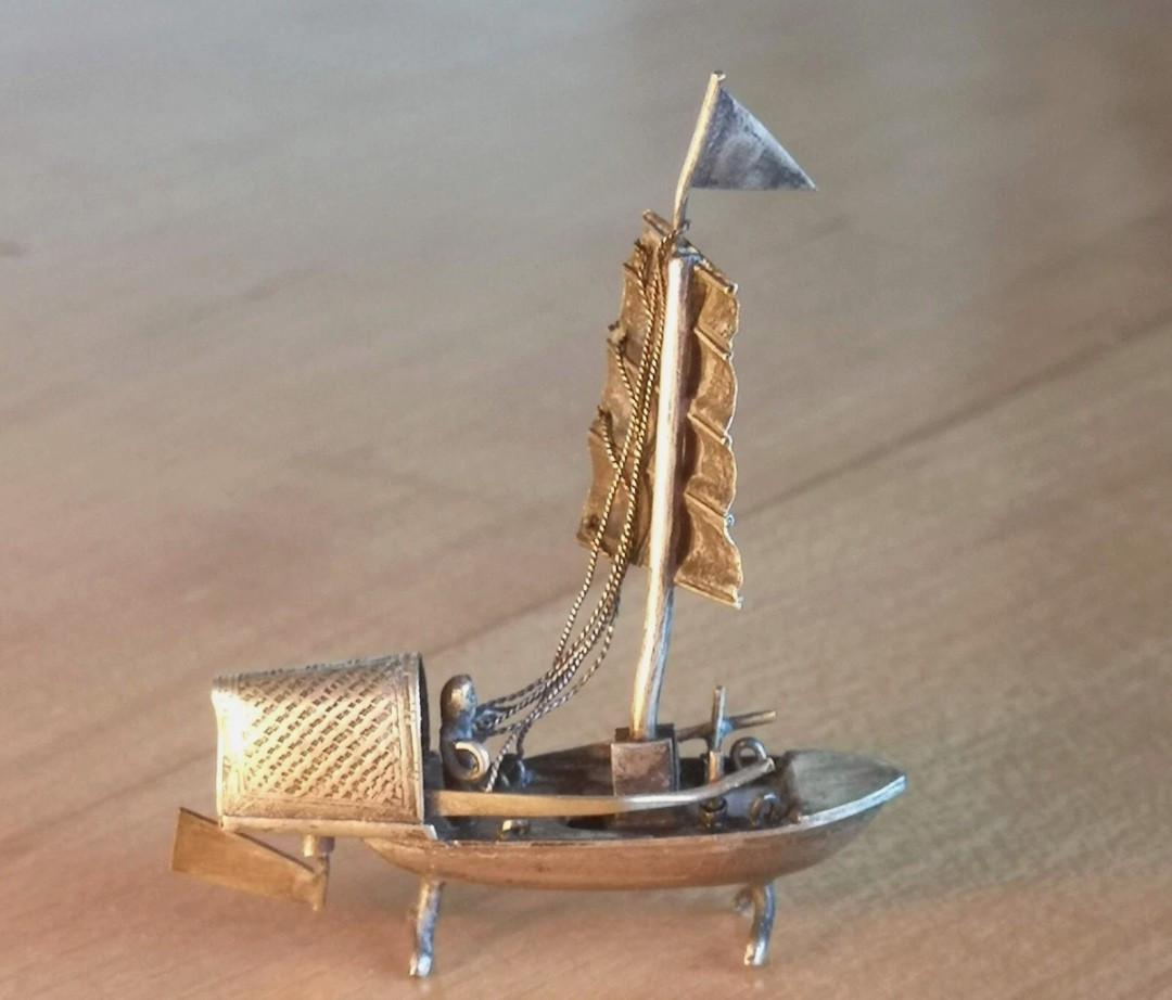 Japan, Meiji Era, Late 19th Century - Miniature Okimono Depicting A Junk-photo-1
