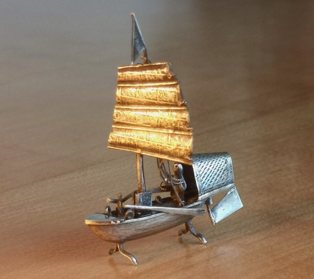 Japan, Meiji Era, Late 19th Century - Miniature Okimono Depicting A Junk