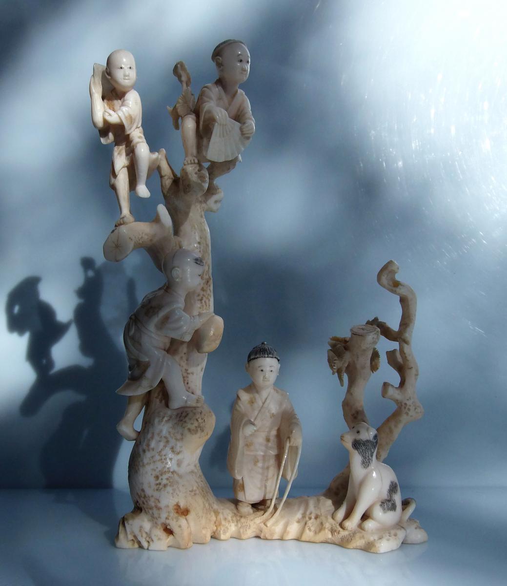 Edo Period Japan - Ivory Carved Group Of 4 Children And A Dog Perched On A Tree-photo-2