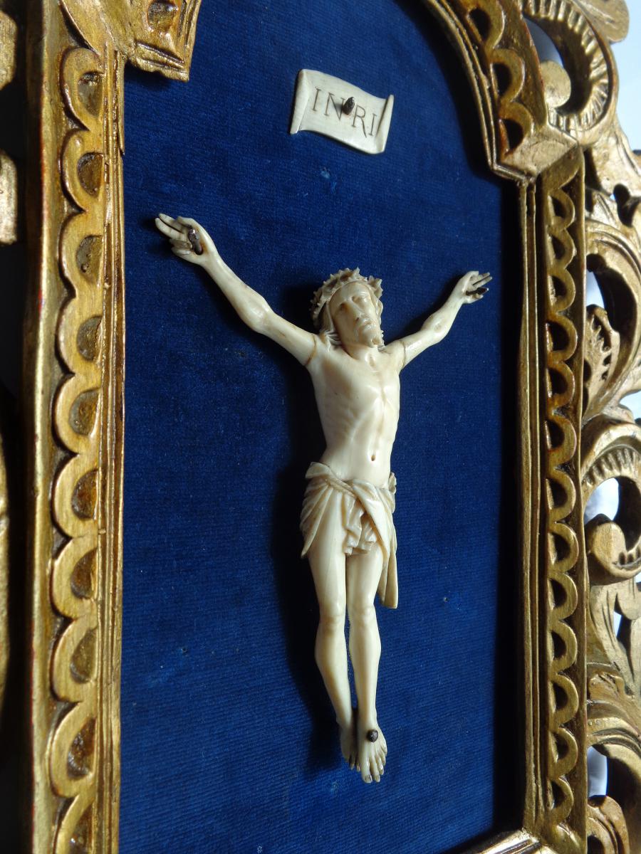 Crucifix Sculpté - Cadre Doré - Fin18ème - Dim 41 X 25 Formant Bénitier-photo-4