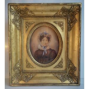 Portrait Of An Aristocrat – Gouache On Paper, 1830 – Signed A. Lamy – Frame With Palmettes