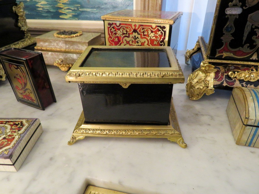  French Little Box Bronze And Black In Boulle 19th Napoleon III Period-photo-5