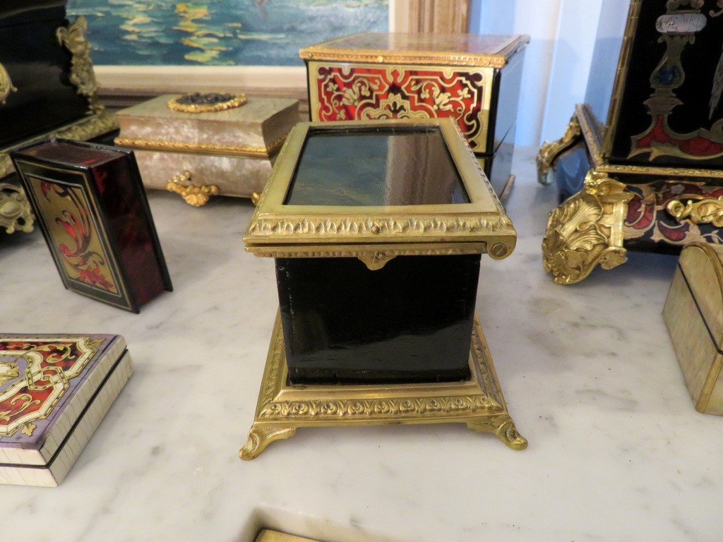  French Little Box Bronze And Black In Boulle 19th Napoleon III Period-photo-6