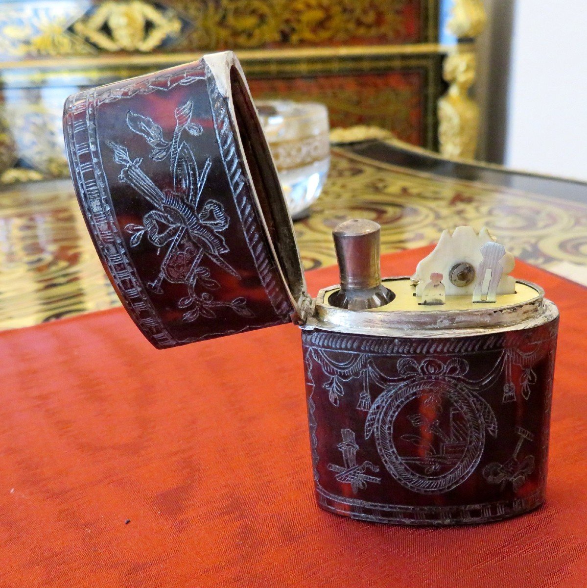 Trousseau à Ongle En Marqueterie Boulle écaille Et Argenture époque Napoléon III