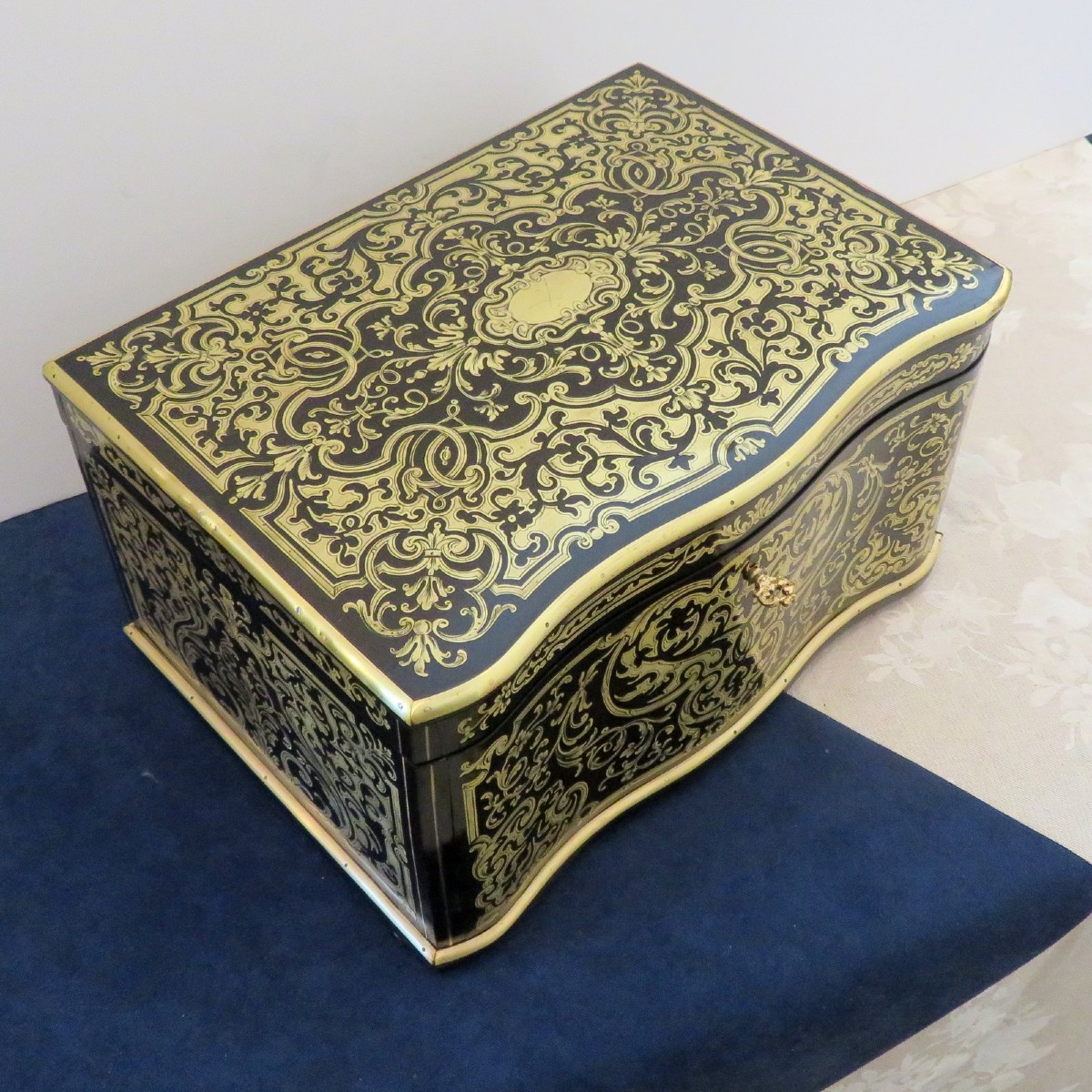 Stamped Tahan Cigar Box In Boulle Marquetry Napoleon III Period