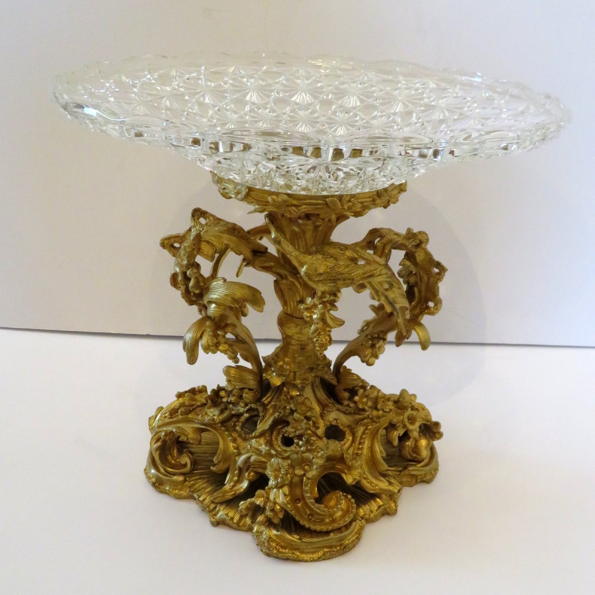  Barbedienne  centre de table en Bronze doré et verre taillé  XIXéme – style Louis XV-photo-1