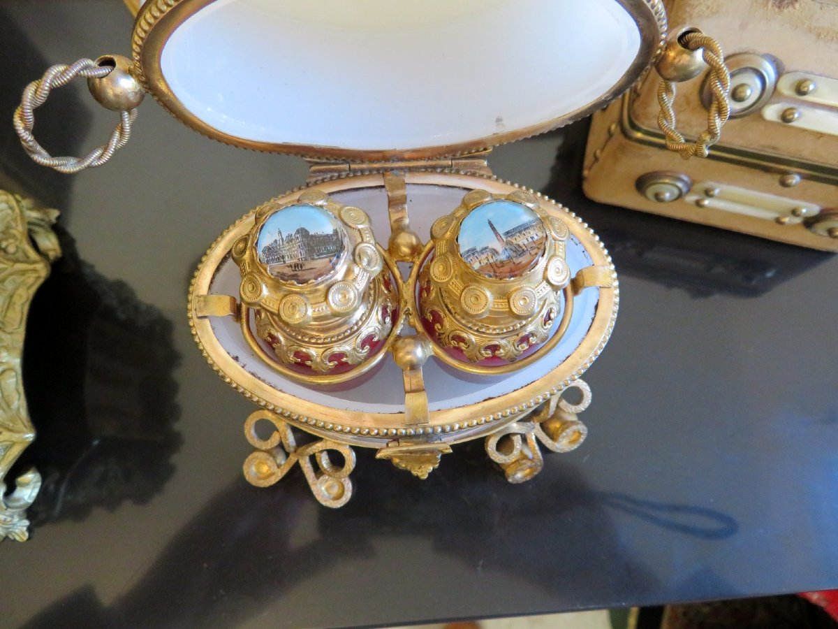 Little Fragancy Box In Opaline White Glass Napoleon III Period 19th-photo-3