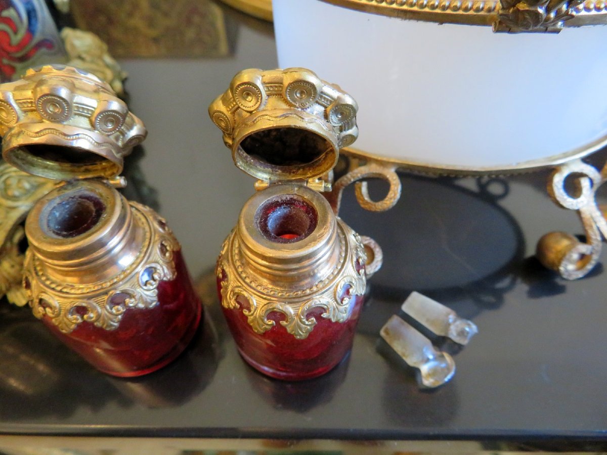 Little Fragancy Box In Opaline White Glass Napoleon III Period 19th-photo-5