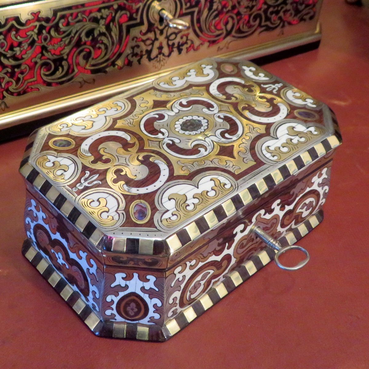 par FORTNER Boite en marquetrie de nacre et os Epoque Napoléon III Boulle