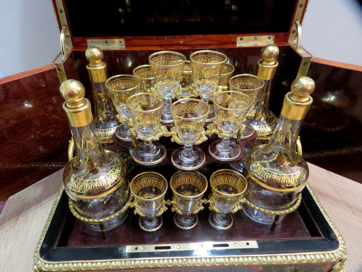 estampillée AUCOC Cave à liqueur en marqueterie de Marbre d’époque Napoléon III complète-photo-1