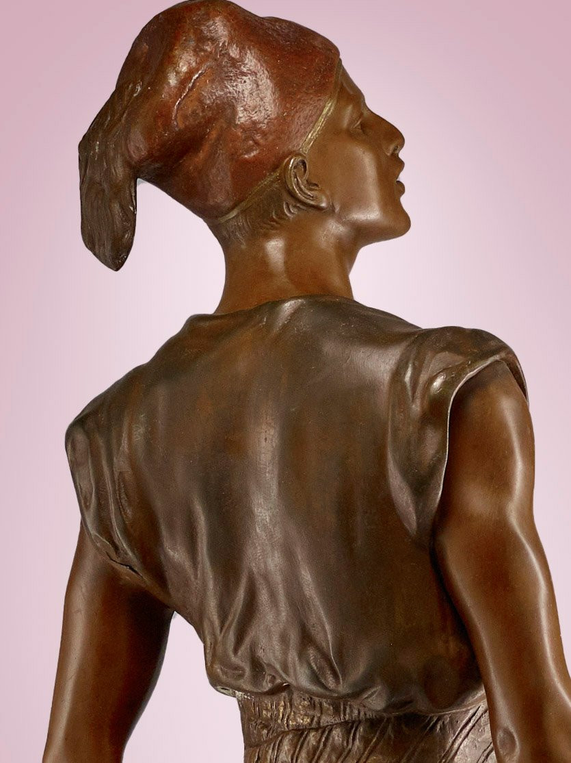 Grand bronze - Marcel DEBUT (1865 – 1933) - Le porteur tunisien-photo-4