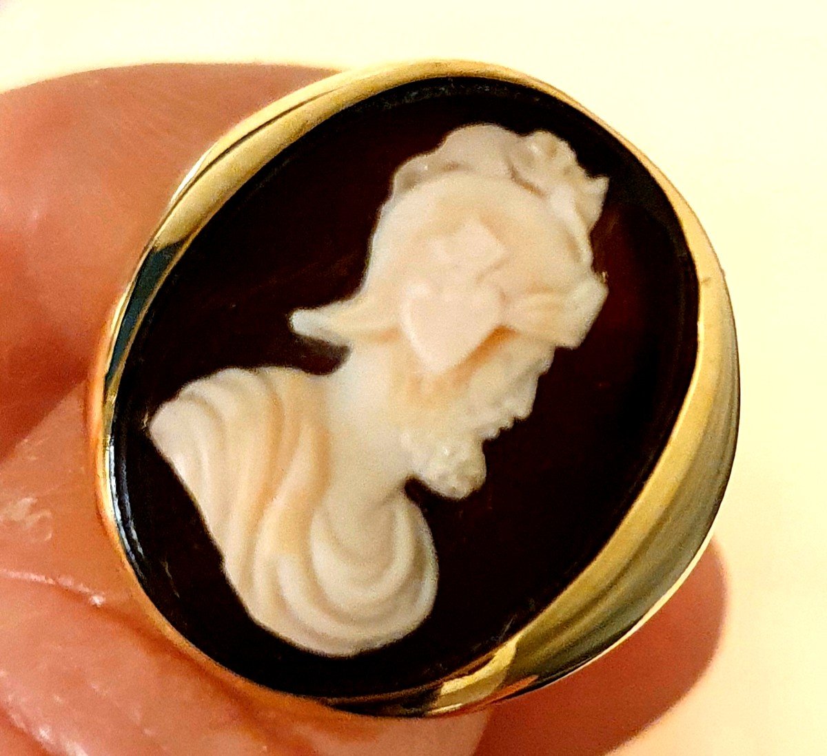 Yellow Gold Chevaliere Ring With Sculpted Cameo On Agate - 19th Century-photo-5