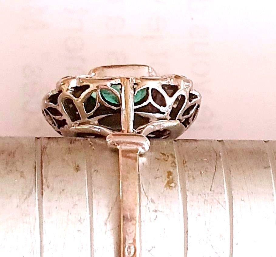 BAGUE ANCIENNE OR BLANC EMERAUDE ET DIAMANTS-photo-2