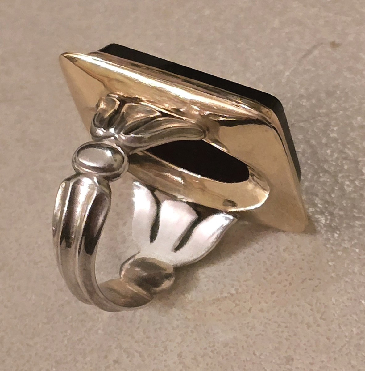 BAGUE OR ARGENT AVEC INTAILLE SUR AGATE MARRON FONCÉ -photo-4