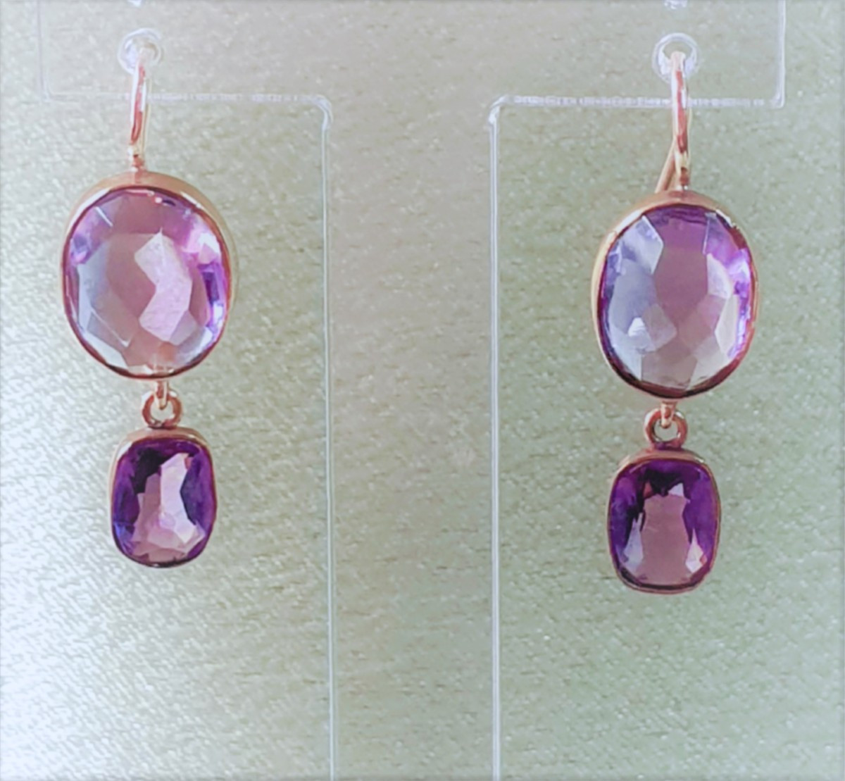 Two-part Earrings In Yellow Gold And Faceted Amethyst