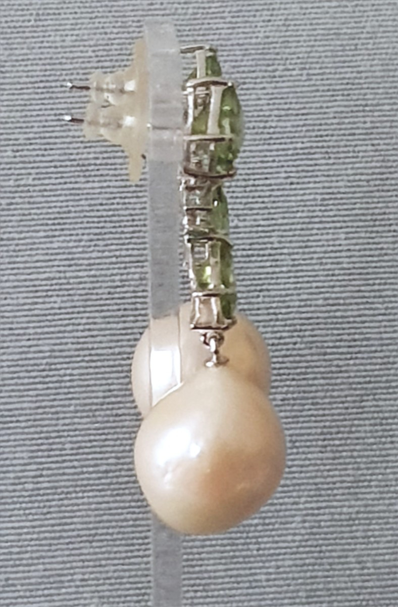 Cultured Pearl Earrings - Peridots - Diamonds-photo-4