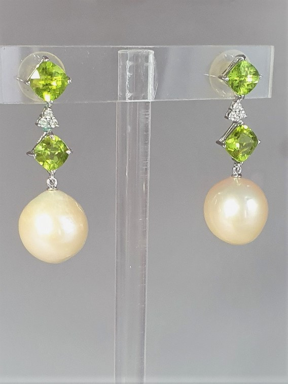 Cultured Pearl Earrings - Peridots - Diamonds-photo-1