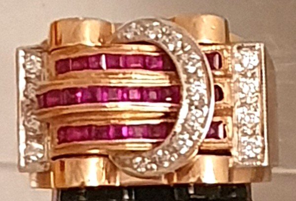 BAGUE CEINTURE OR JAUNE et OR BLANC DIAMANTS et RUBIS CALIBRES - style 1940/1947